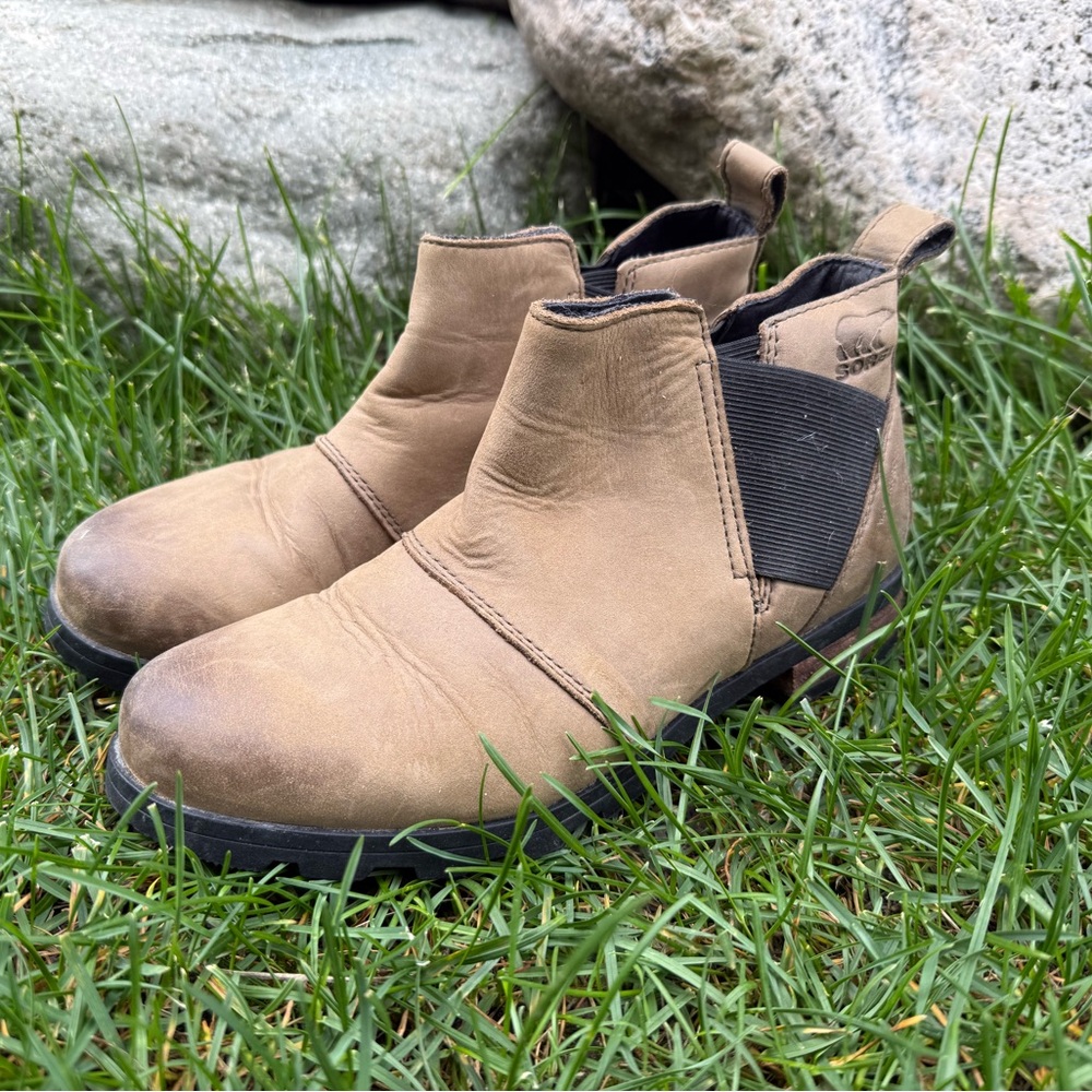 Sorel Emelie Chelsea Ankle Boots